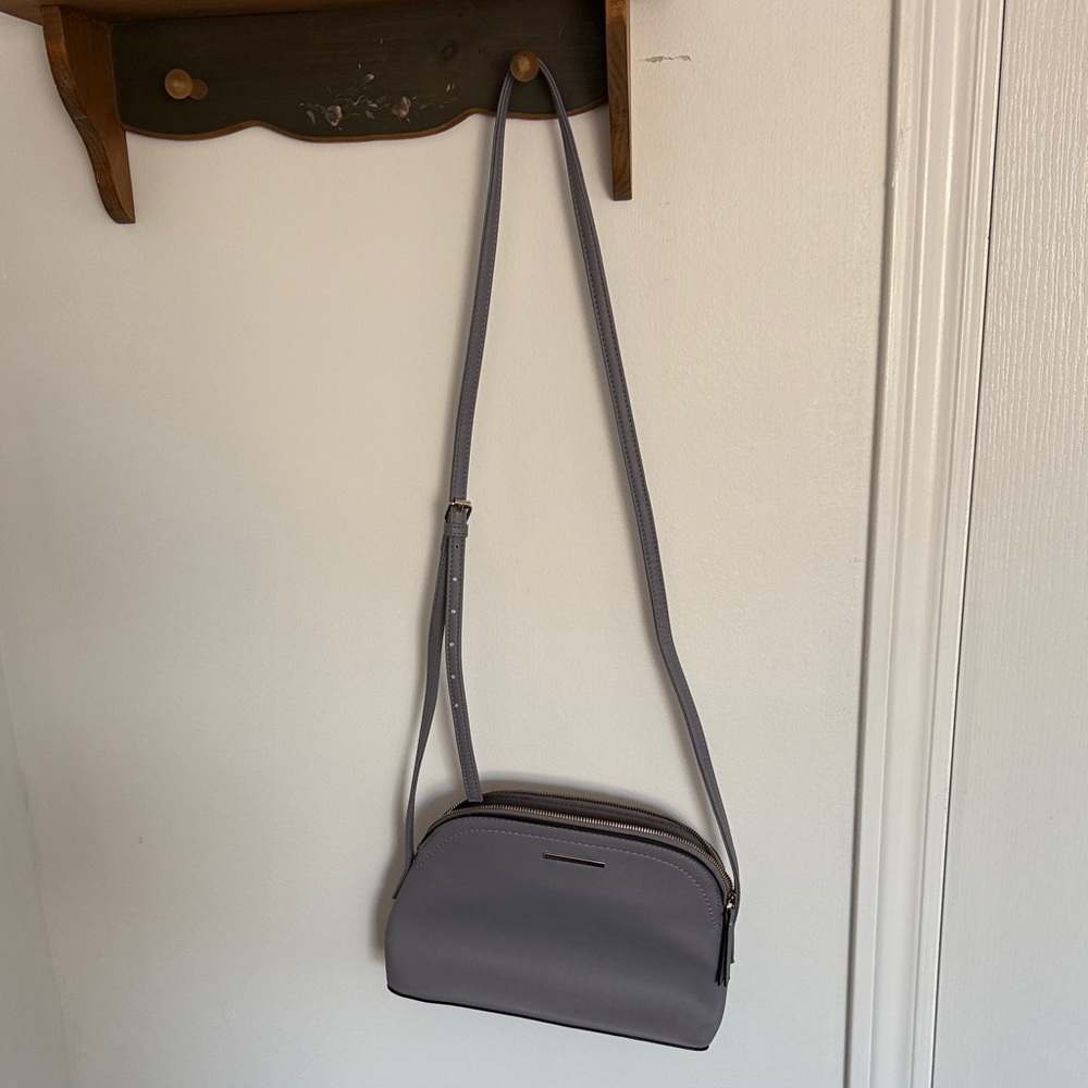 Elegant Purple and Gray Crossbody Bag with Contemporary Style